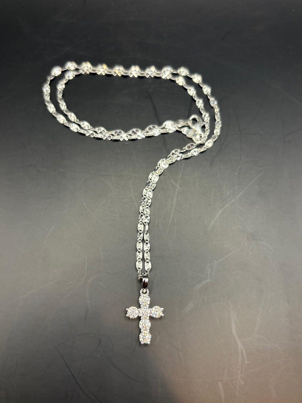 Cross Pendant Necklace in S925 Sterling Silver – Diamond Sparkle Faith Charm